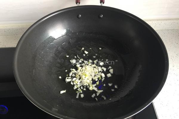 菠菜鸡蛋汤面的做法图解2