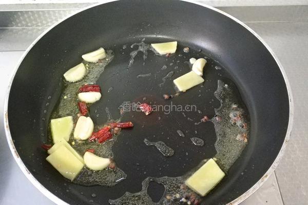 重庆鸡公煲烧鸡公的做法图解1