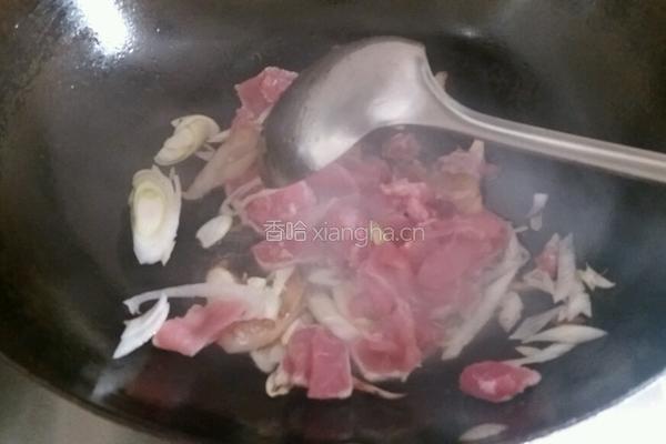 猪肉炒黄豆芽的做法图解5