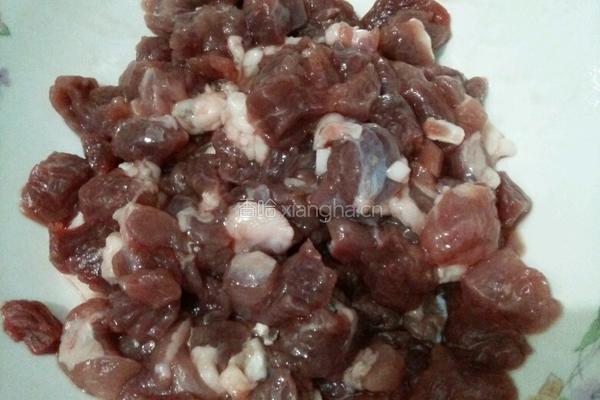 羊肉抓饭的做法图解1