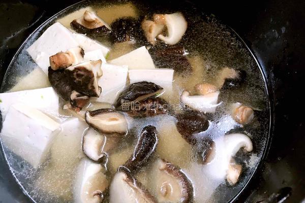 香菇豆腐汤的做法图解7