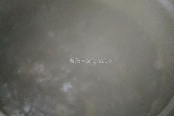 滋补羊肉排骨汤的做法图解2