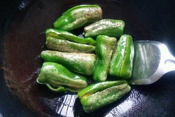 虎皮青椒的做法图解5