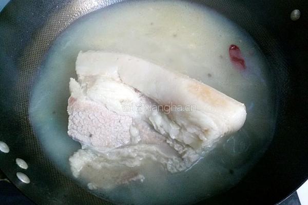 玉米面粉炒肉的做法图解5