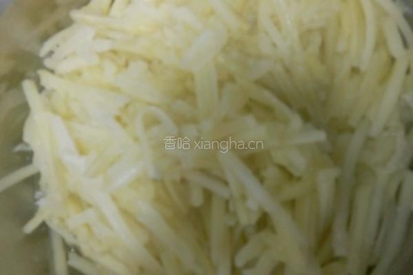 土豆丝炒尖椒的做法图解6