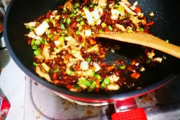 陕西炒麻食的做法图解7
