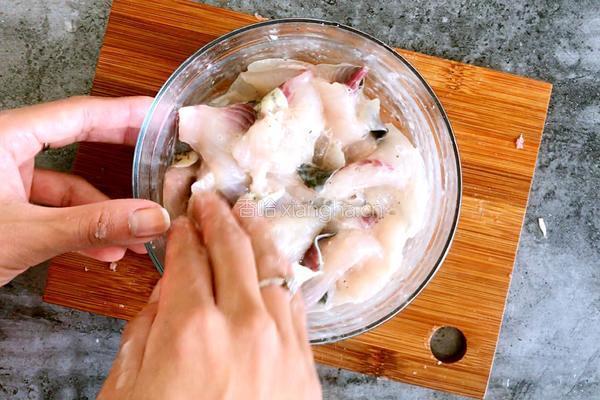 酸菜鱼的做法图解4