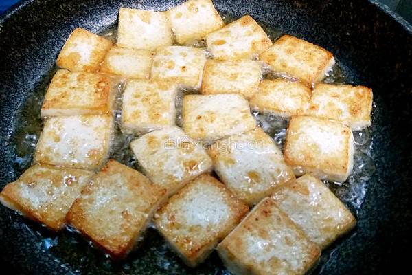 酱烧黄鱼豆腐的做法图解7