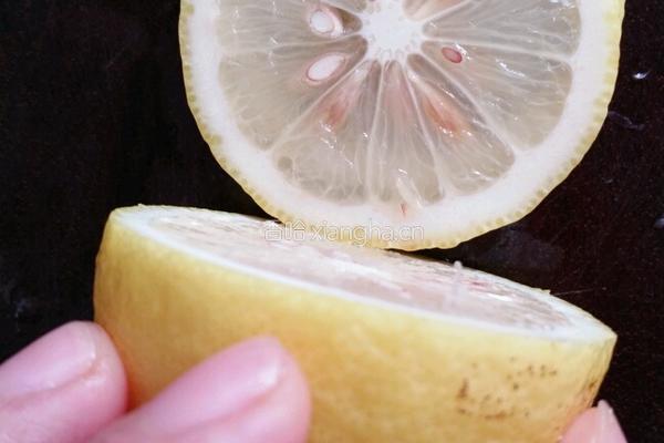 冰糖柠檬膏的做法图解3