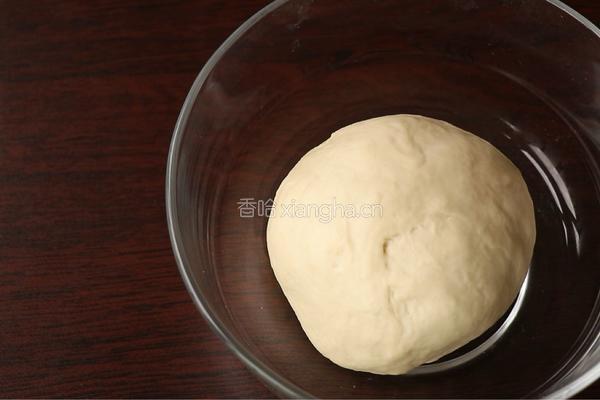 炼乳吐司的做法图解2