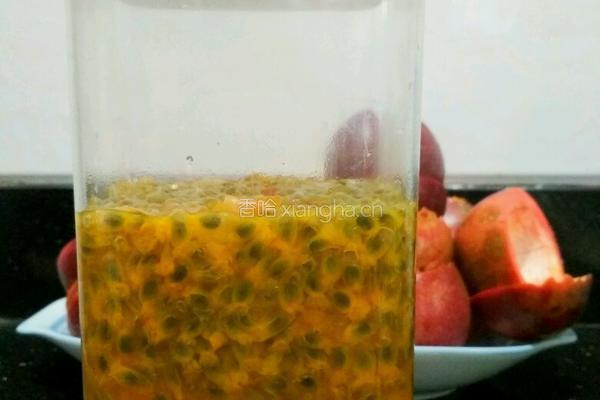 冰蜂百香果茶的做法图解3