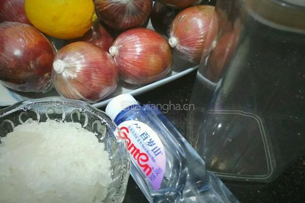 冰蜂百香果茶的做法图解1