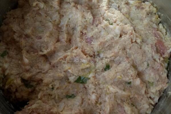 酸菜肉包子的做法图解4