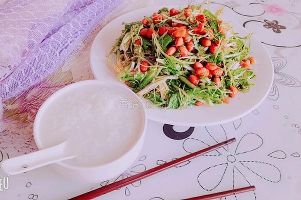 凉拌苦苣花生米的做法图解3