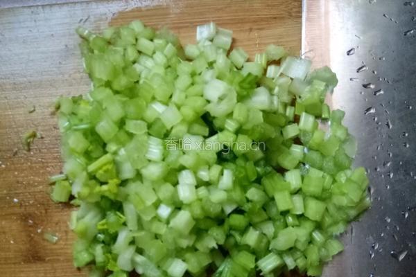 芹菜猪肉陷的做法图解2
