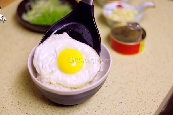 金枪鱼辣白菜汤的做法图解12