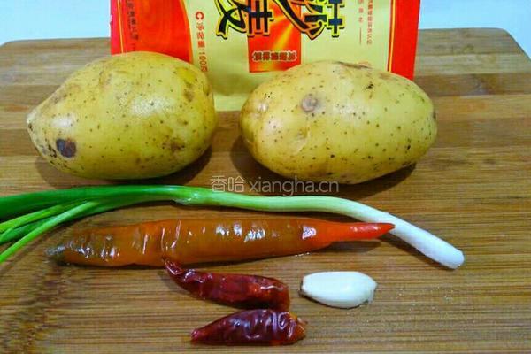 香辣土豆丝的做法图解1