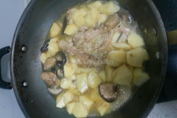 鸡腿肉蘑菇土豆的做法图解9