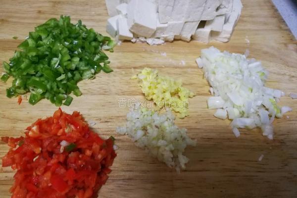 豆腐炒鸡蛋的做法图解2