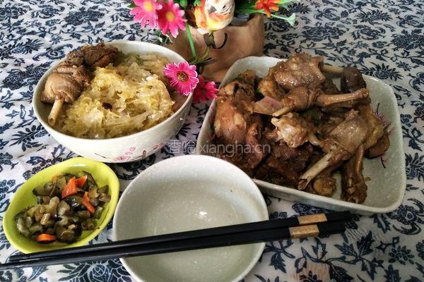 东北大鹅顿酸菜的做法图解1