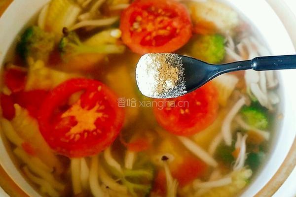 蔬菜瘦身汤的做法图解7