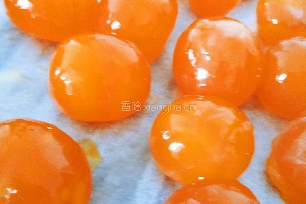 蛋黄酥的做法图解10