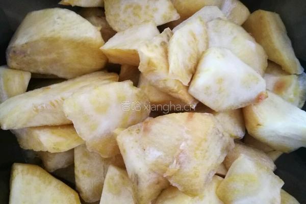 拔丝红薯的做法图解1