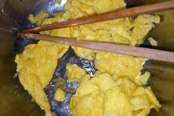 鸡蛋火腿炒豆芽的做法图解5