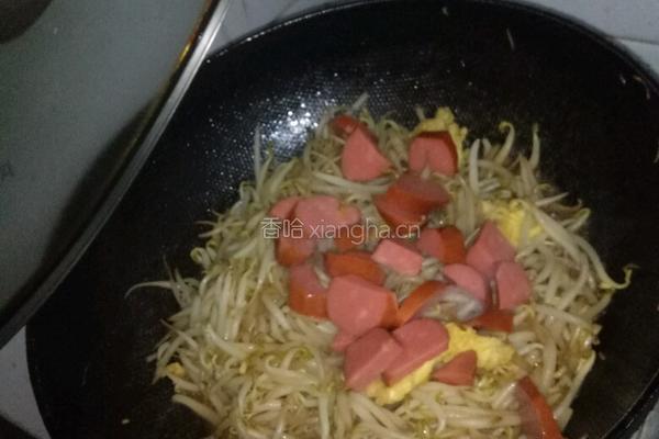 鸡蛋火腿炒豆芽的做法图解7