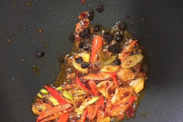 炝炒土豆莴笋片的做法图解5