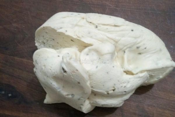 陕西关中油饼卷菜的做法图解1
