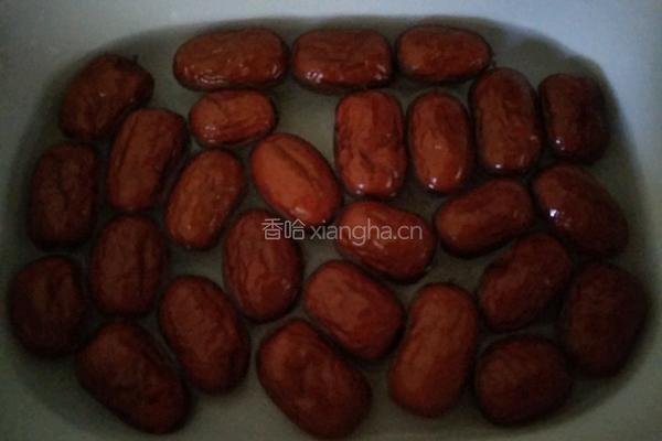 红枣馒头的做法图解1