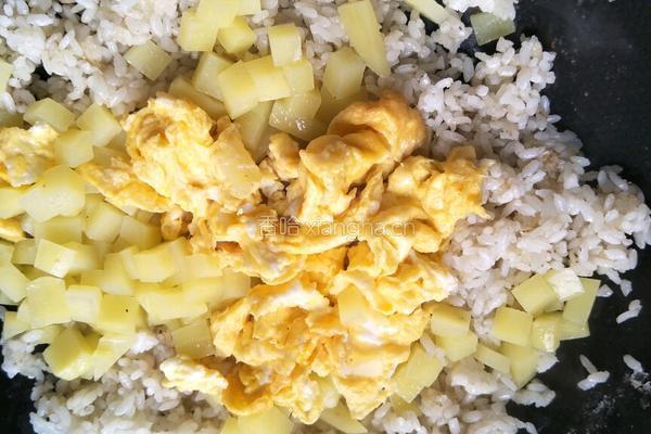 土豆蛋炒饭的做法图解10