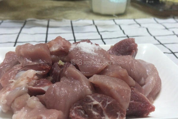 香辣牙签肉的做法图解3