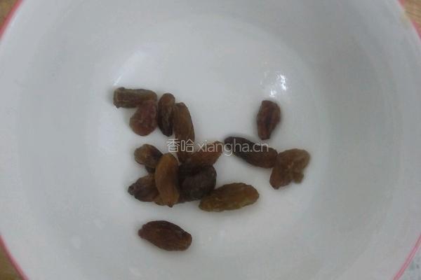 小米葡萄干南瓜粥的做法图解4