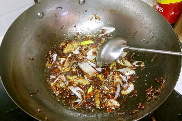 鲁菜大师蒋家菜红烧鸭边腿的做法图解4