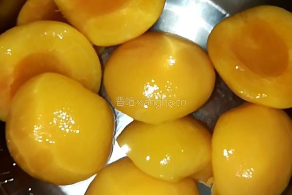 黄桃罐头的做法图解3
