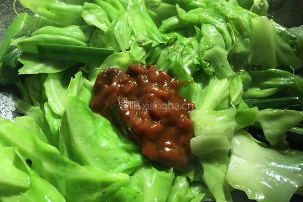 手撕包菜煸澳门烧肉的做法图解7