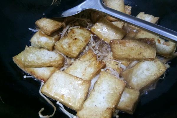金针菇焖豆腐的做法图解4