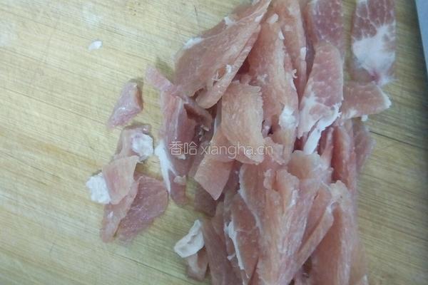 莴笋炒肉的做法图解2