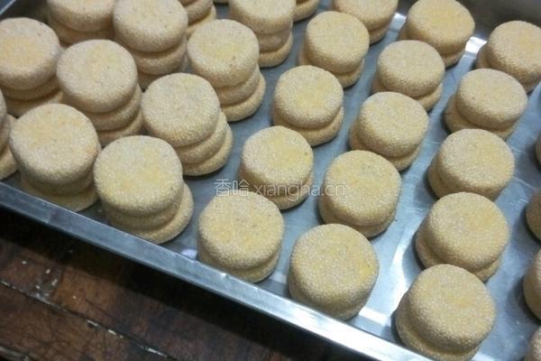 陕西奶香金丝南瓜饼的做法图解13