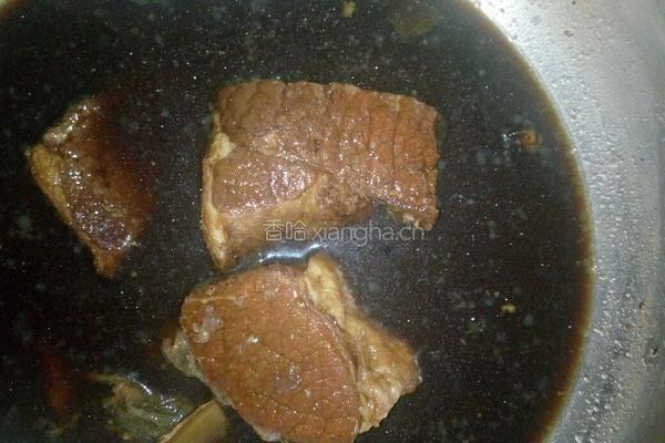 卤牛肉的做法图解4