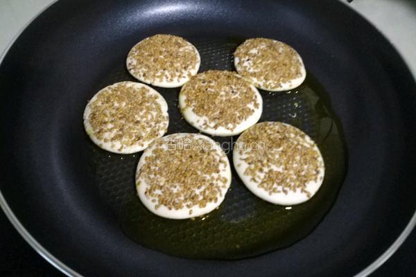 山药糯米饼的做法图解11