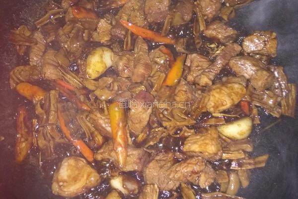 农家笋干焖肉的做法图解5