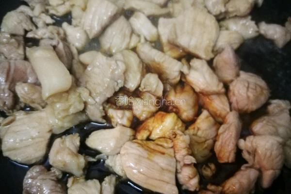 菠菜炒肉片的做法图解3
