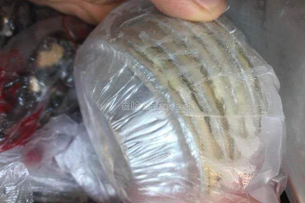 榴莲酥的做法图解1