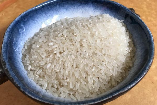 黄金米饭的做法图解1