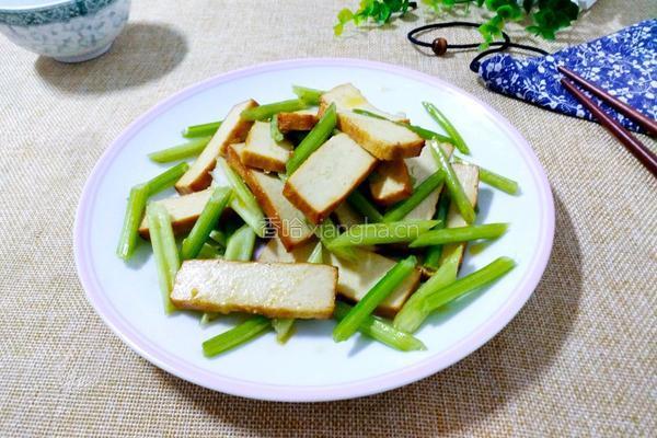 香芹炒豆干的做法图解10