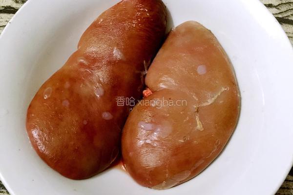 爆炒腰花的做法图解1
