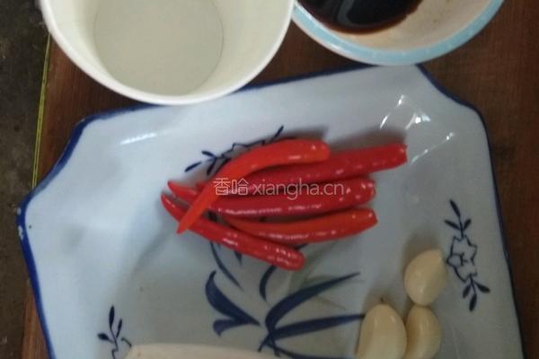 腌白萝卜丝的做法图解1